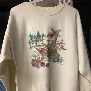 Wooden Wheel barrel in the country setting crewneck size M flaws shown